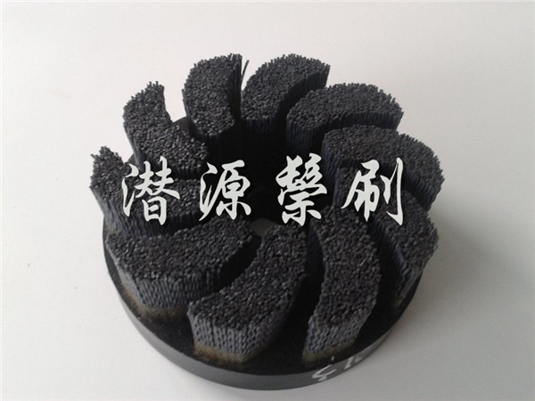 ���Ν�ע��ĥ�Ͻz����A�Pˢ