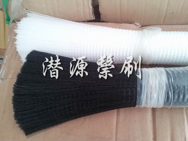 �������y�z