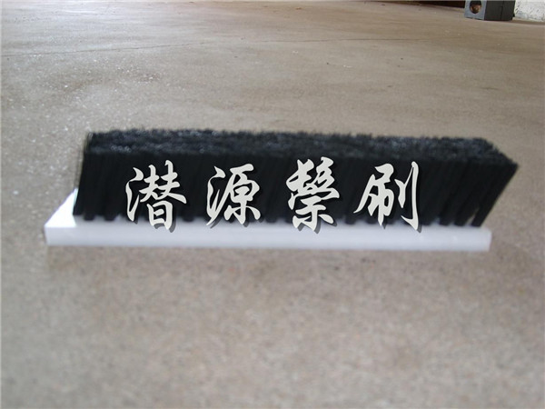 �����zëˢ�� ƽ��ëˢ