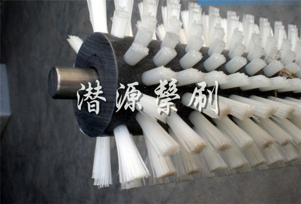 ʳƷ�C(j��)еëˢ ��ۙC(j��)ëˢ