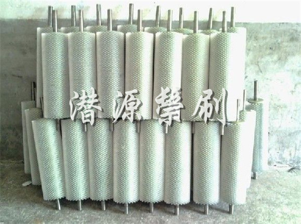 ����Ƥ�C(j��)ëˢ݁ ǧ���C(j��)ëˢ