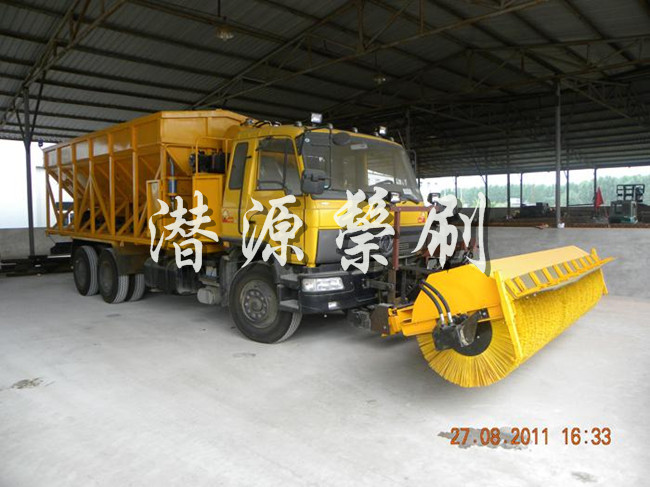 ��ѩ܇�Lˢ-��ѩ�Cëˢ